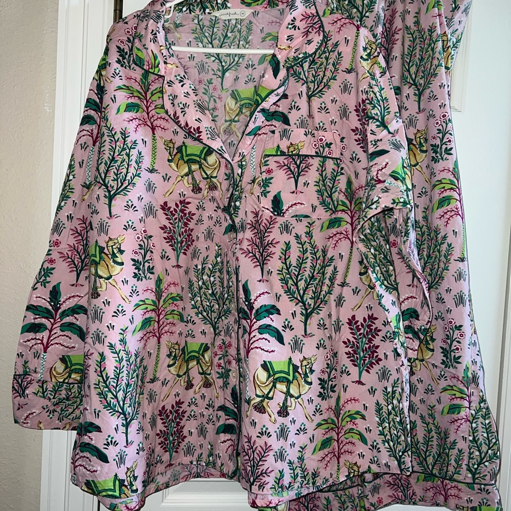 Printfresh Pink Camel Long Sleeve Pajama Set